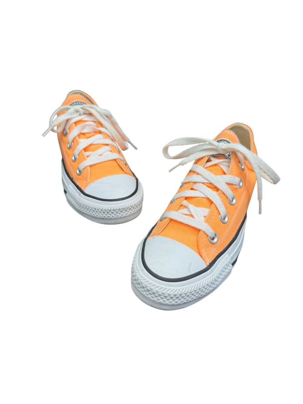 Converse Chuck Taylor All Star Low Top Orange Canvas Sneaker Women's, Size 6